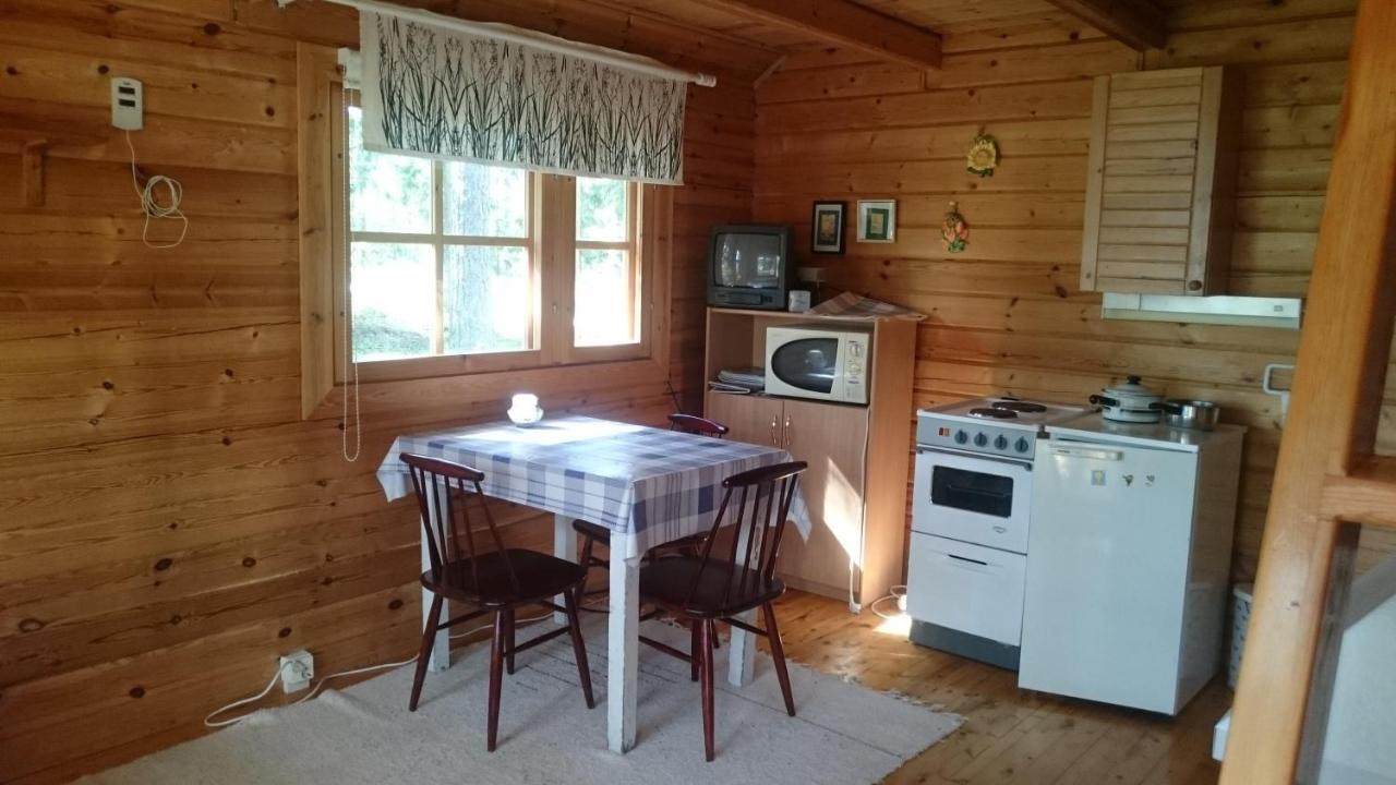 Eraemoekki Jaerven Rannalla Laitila Exterior foto